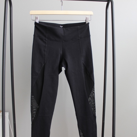 TNA mesh leggings - Picture 1 of 6